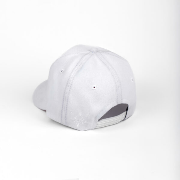Cursif 6 pans Profil haut visière arrondie snapback blanc – Image 2